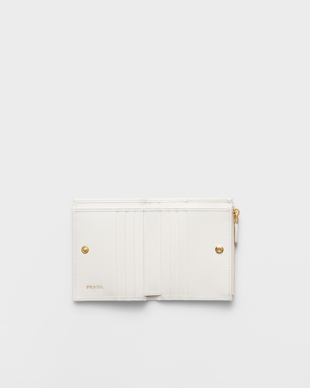 サフィアーノトライアングル 財布