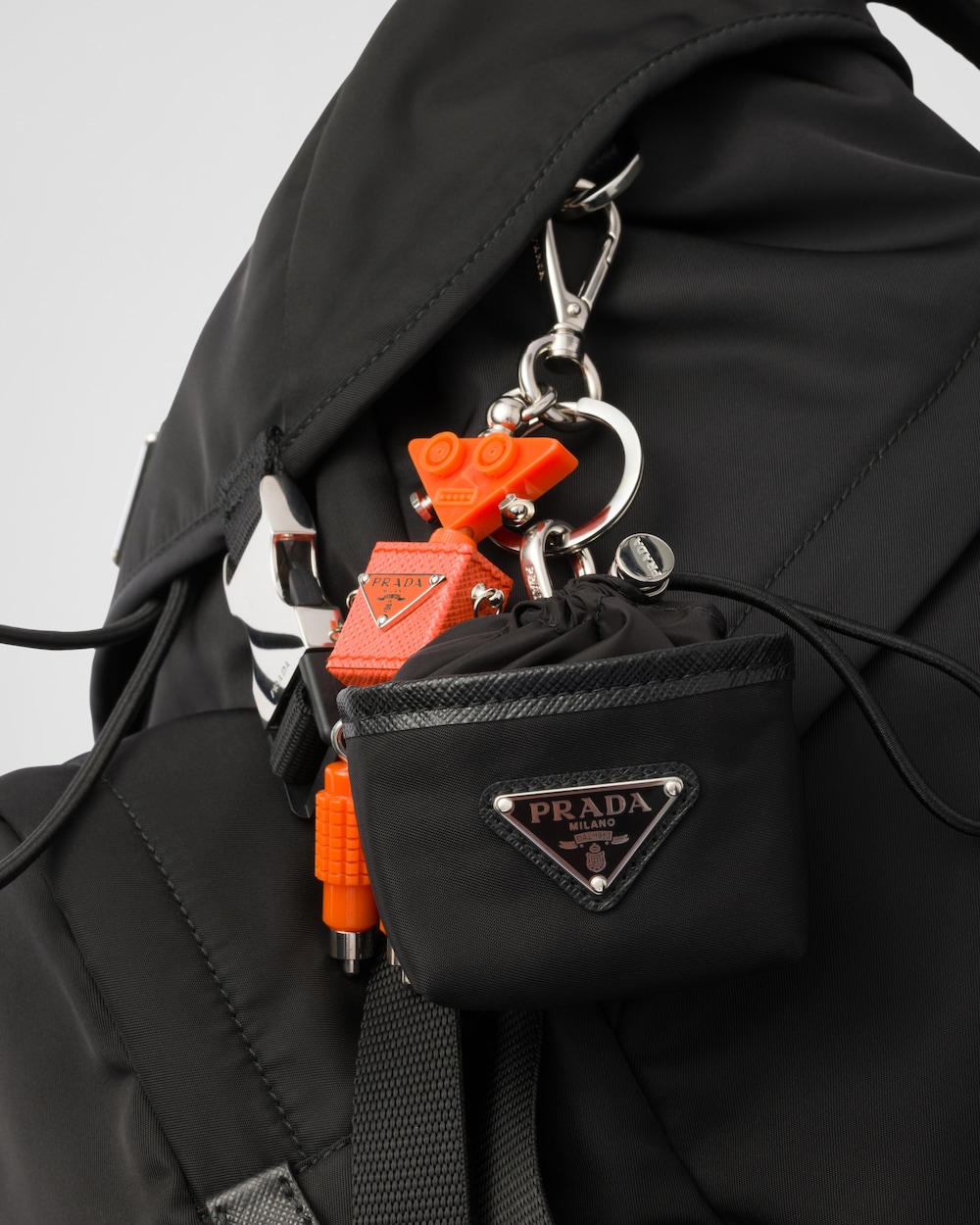 Re-Nylon ミニポーチ キーチェーン チャーム