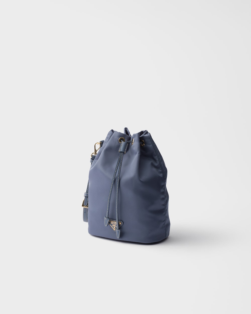 Re-Nylon ポーチ