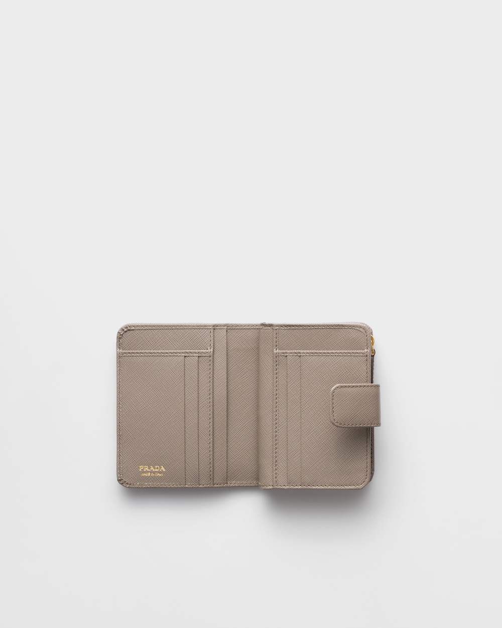 サフィアーノトライアングル 財布