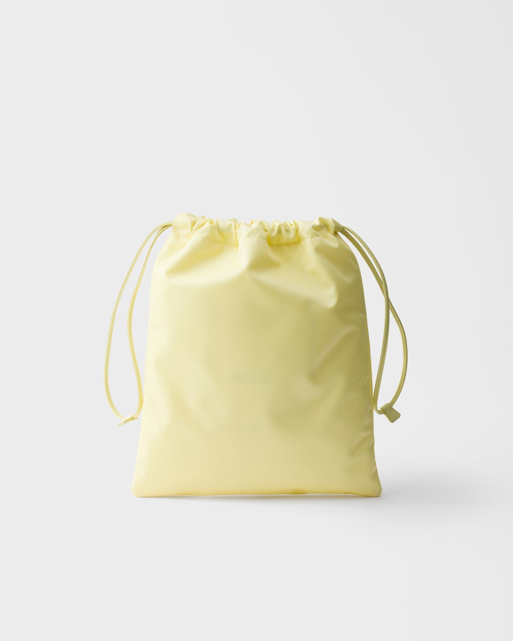プラダ ウィッシュ Re-Nylon ポーチ