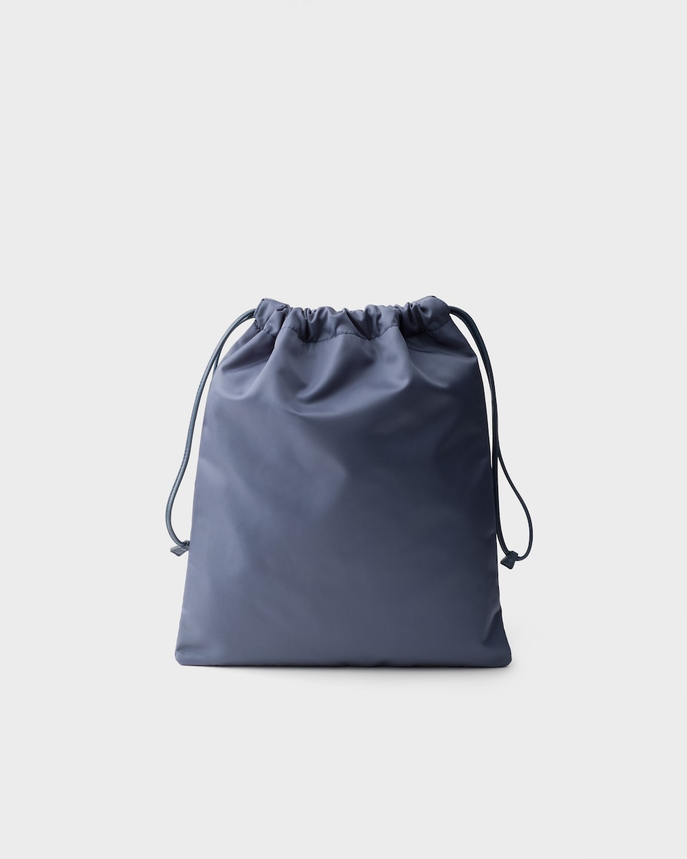 プラダ ウィッシュ Re-Nylon ポーチ