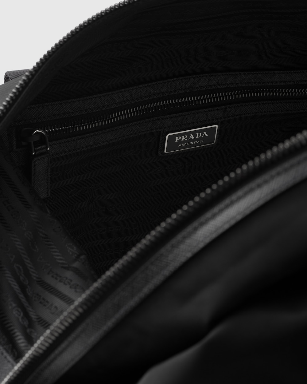 Re-Nylon xサフィアーノレザー ダッフルバッグ