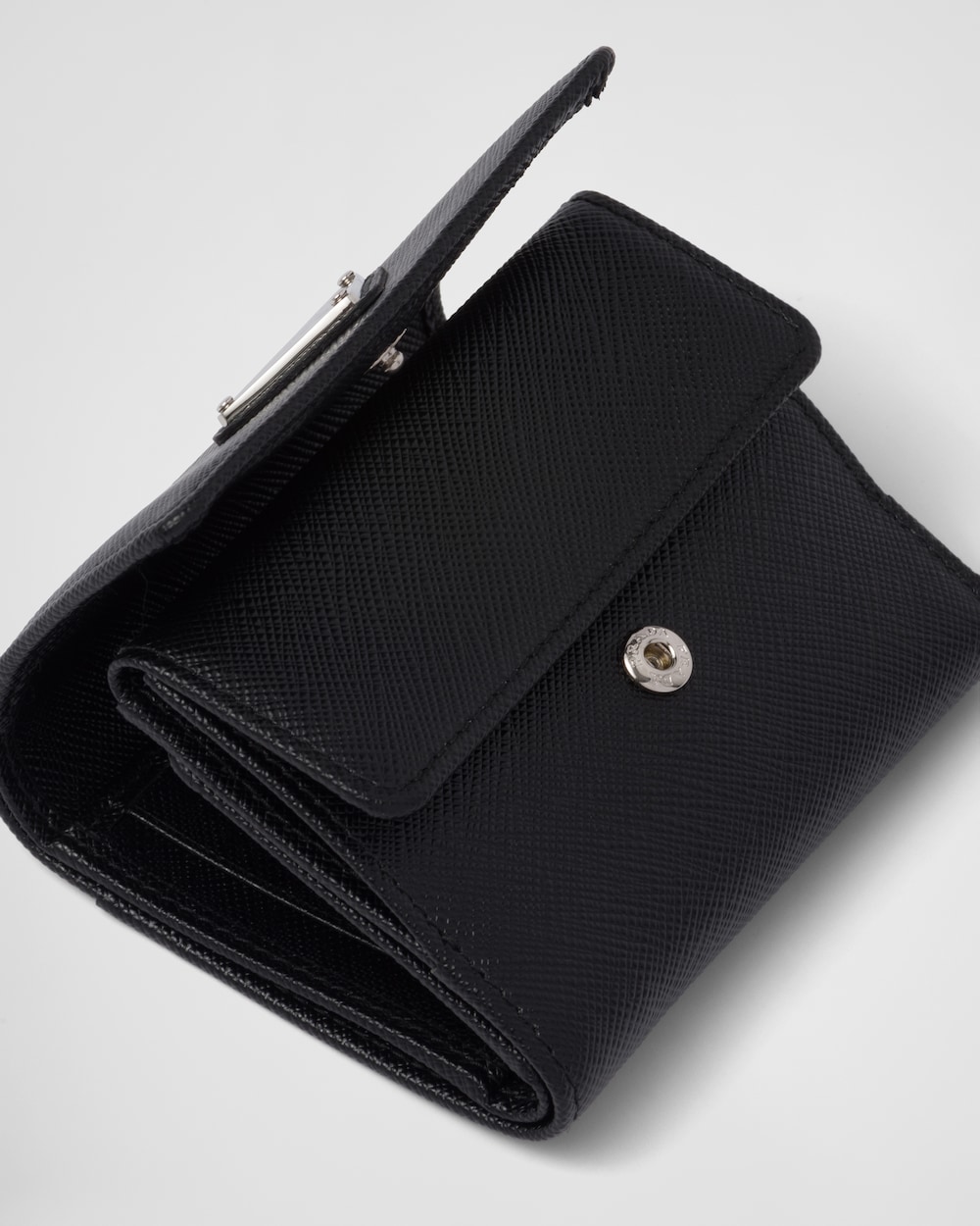 Prada サフィアーノトライアングル 財布
