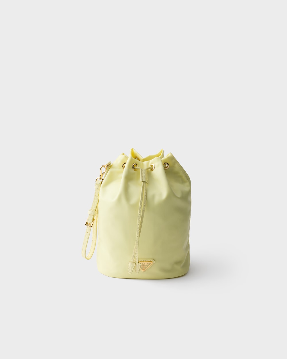 Re-Nylon ポーチ