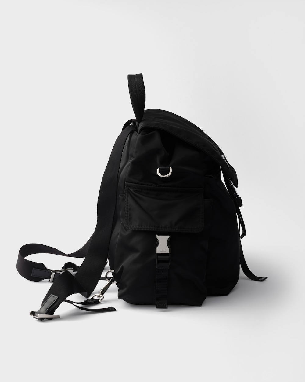 プラダ エクスプローラ Re-Nylon xレザー バックパック