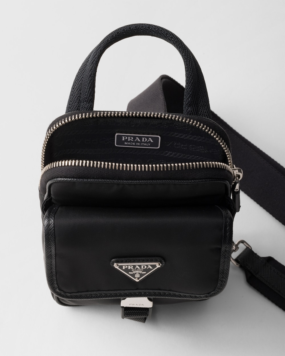 Re-Nylon xサフィアーノレザー スマートフォンケース