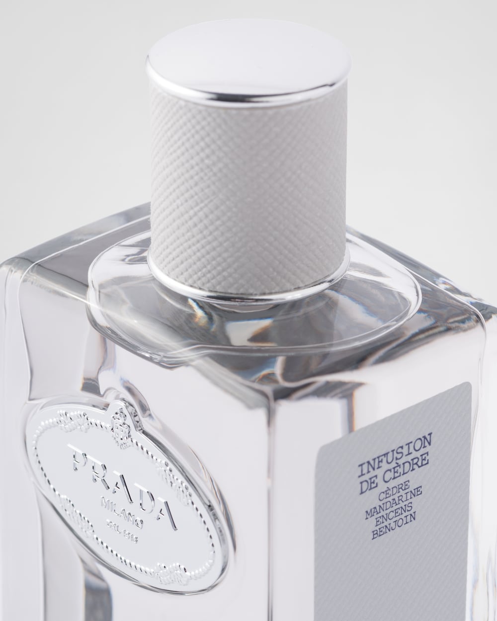 インフュージョン ドゥ プラダ シダー オーデパルファム 100ml