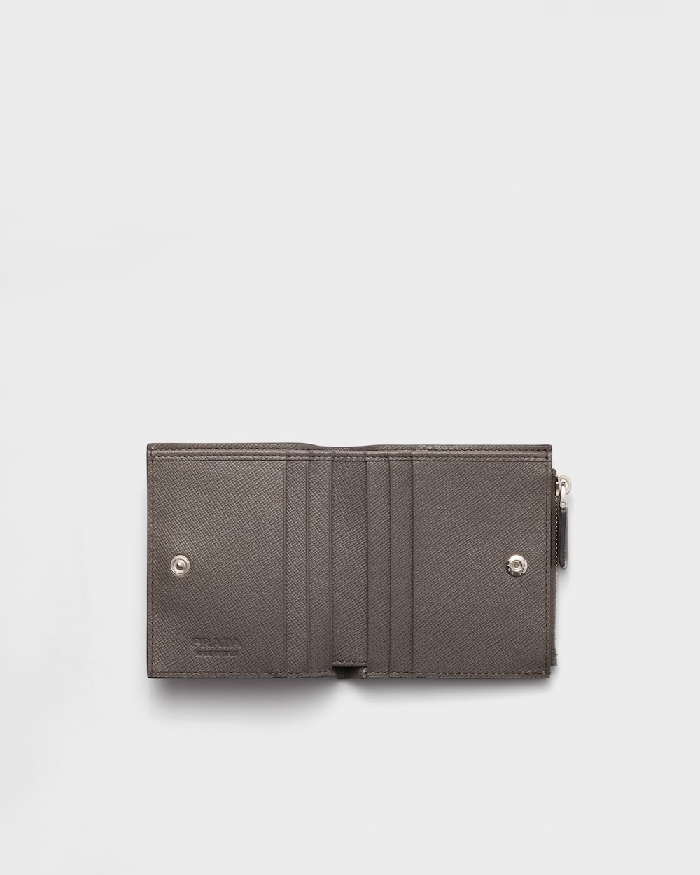 サフィアーノトライアングル 財布