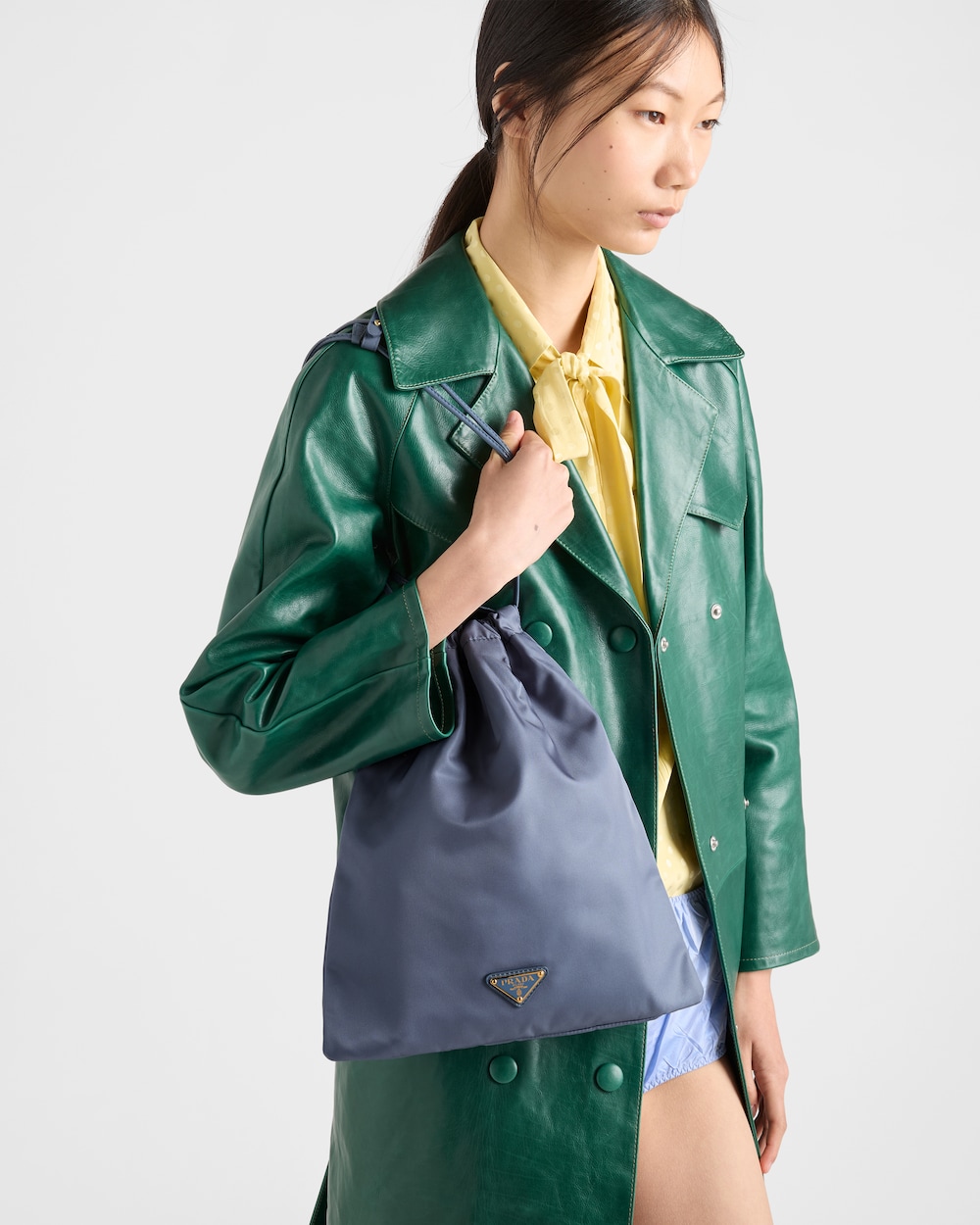 プラダ ウィッシュ Re-Nylon ポーチ
