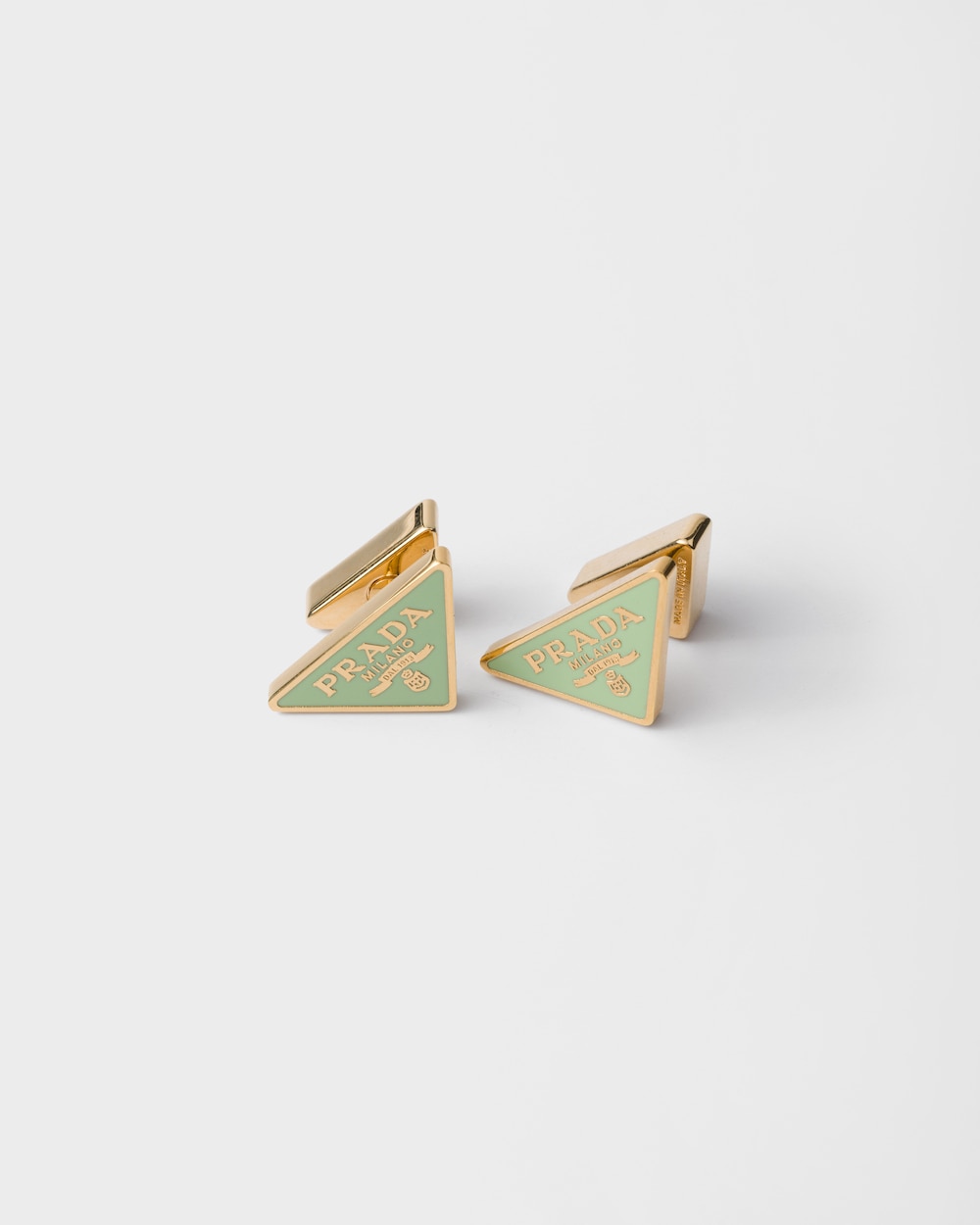 エナメルメタル ピアス