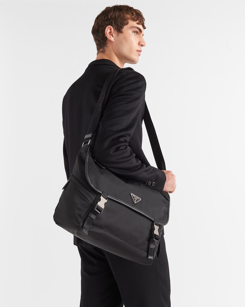 Re-Nylon xサフィアーノレザー ショルダーバッグ