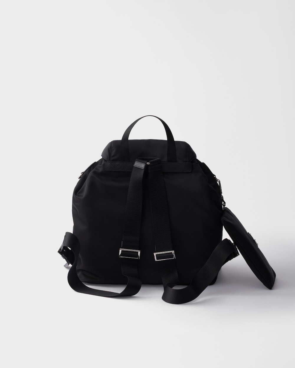 ミディアム Re-Nylon バックパック