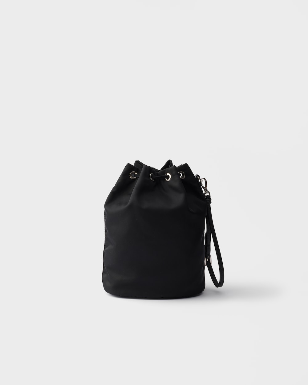 Re-Nylon ポーチ
