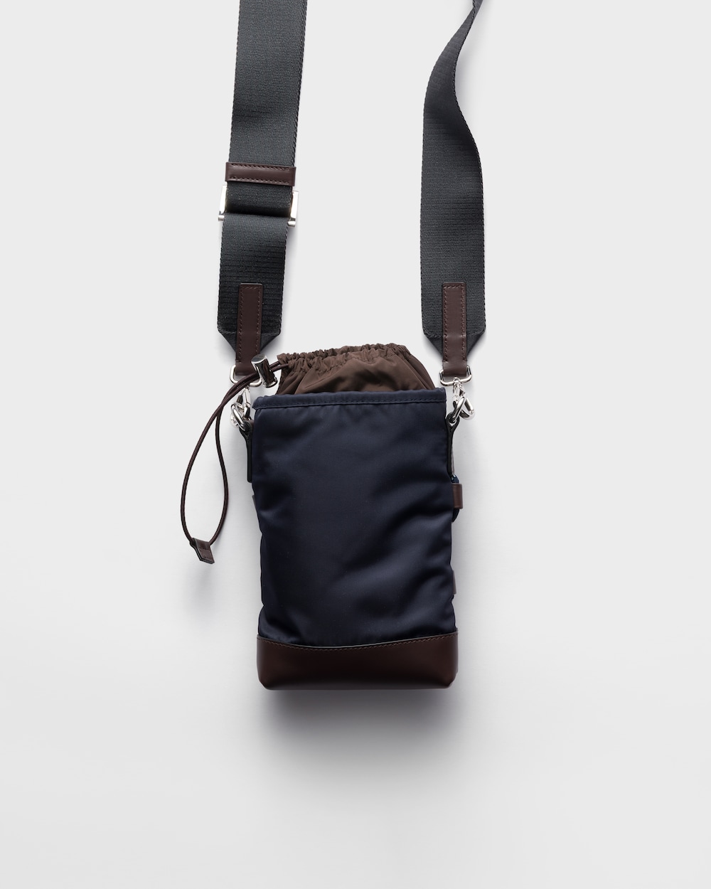 プラダ スピードロック Re-Nylon レザー スマートフォンケース