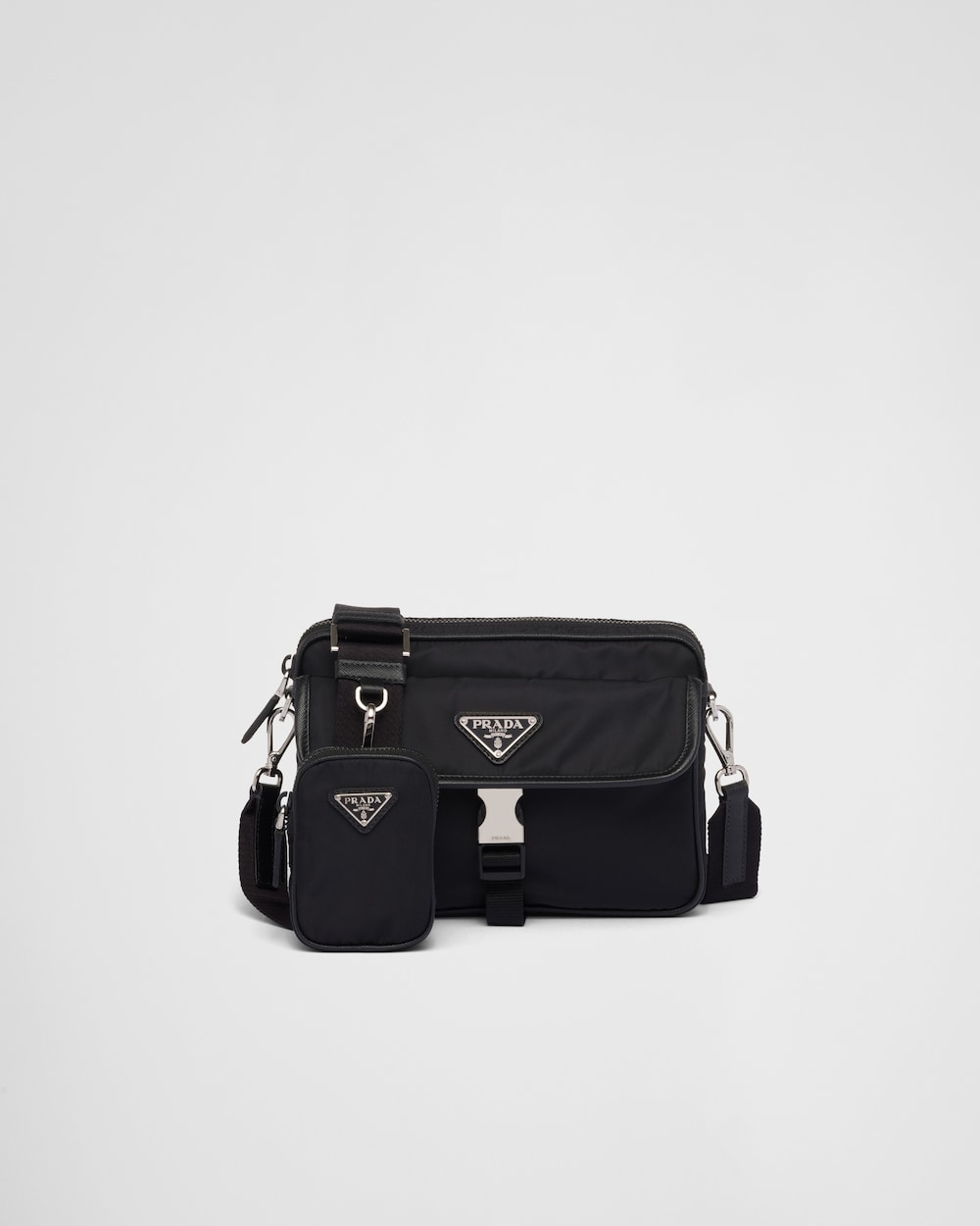 Re-Nylon xサフィアーノレザー ショルダーバッグ
